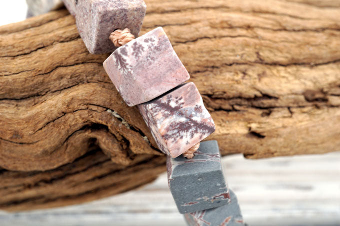 Matte Sonoran Dendrite Rhyolite 5.5-7mm cubic / cube beads (ETB01129)