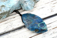 Rare and beautiful Shattuckite freeform pendant (ETP00263)