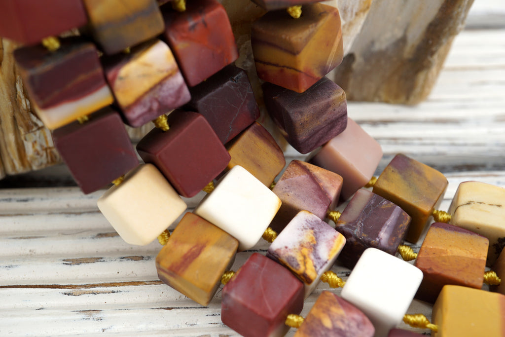 Matte Mookaite 9-10mm cubes / cubic beads (ETB00518)