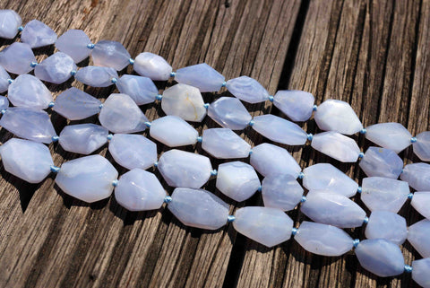 Blue Chalcedony 9-16mm faceted beads (ETB00435)