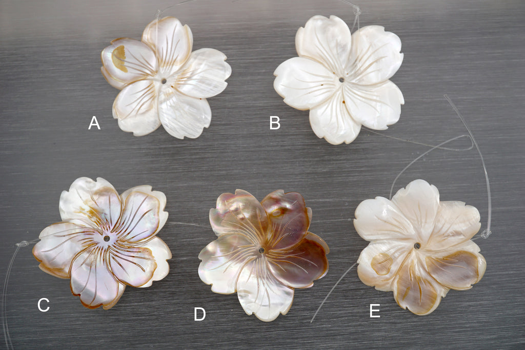 Pink Mother of Pearl / MOP 42-46mm handmade flower pendant (ETP00311)