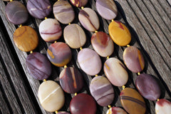 Matte Mookaite jasper 25-30mm freeform beads (ETB00520)