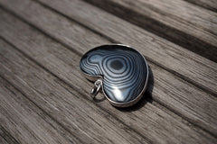 Rare and elegant Mexican Psilomelane heart shape pendant with silver (ETP00229)