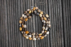 Rare & beautiful Australian Fossil Peanut Wood 13-15mm oval beads (ETB00593)