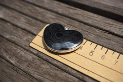 Rare and elegant Mexican Psilomelane heart shape pendant with silver (ETP00229)