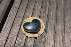 Rare and elegant Mexican Psilomelane heart shape pendant with silver (ETP00230)