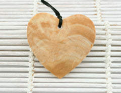 Matte Honey Palm Wood Heart shape pendant (ETP00058)