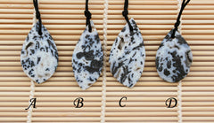 Matte Plume Agate freeform shaped pendants (ETP00156)