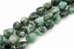 Emerald freeform beads (ETB01336)