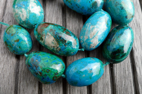 (SPL00038) Peruvian Chrysocolla organic freeform pebble beads (large)