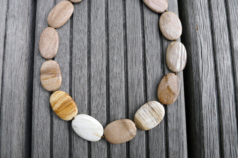 (SPL00029) Petrified Wood medium oval flat beads