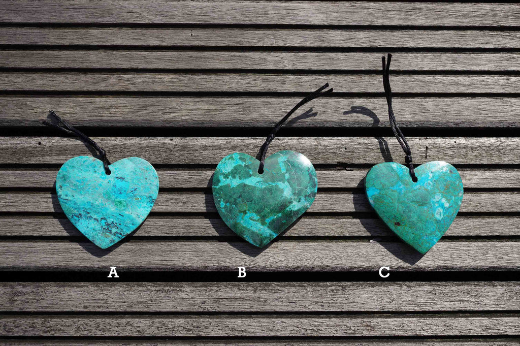 Natural Amazing blue Peruvian Chrysocolla heart shape pendant  (ETP00125)