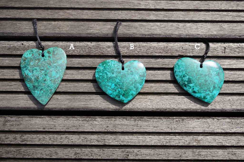 Natural Amazing blue Peruvian Chrysocolla heart shape pendant  (ETP00120)