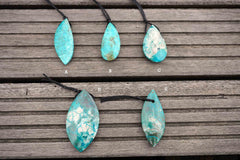 Natural Amazing blue Peruvian Chrysocolla freeform pendant  (ETP00116)