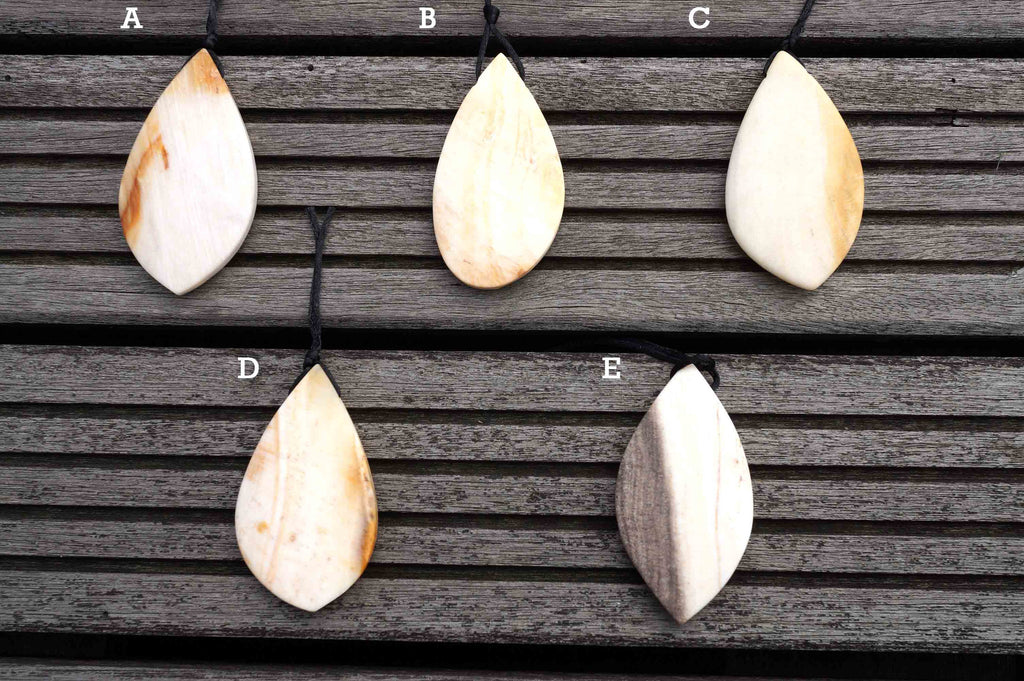 Matte Honey Palm Wood freeform pendant (ETP00129)