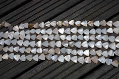 Pink Mother of Pearl / MOP 13-17mm triangle beads (ETB00374)