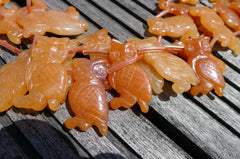 Peach Aventurine 15-18mm Owl beads (ETB00283)