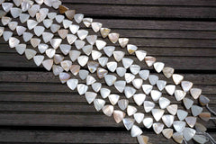 Pink Mother of Pearl / MOP 13-17mm triangle beads (ETB00374)