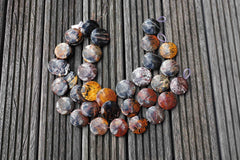 Pilbara 30-35mm round disc beads (ETB00508)