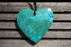 Natural Amazing blue Peruvian Chrysocolla heart shape pendant  (ETP00125)