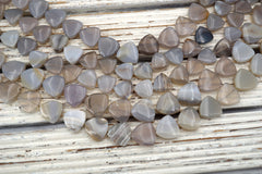 Grey Agate triangle shape beads 15-17mm (ETB00377)