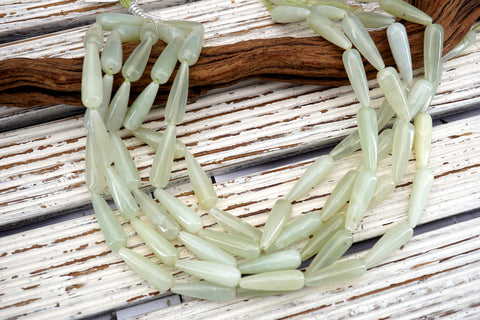 NEW JADE Cone Shape beads 27-29mm (ETB01737) Unique jewelry/Vintage jewelry