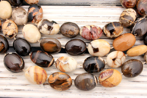 Rare & beautiful Australian Fossil Peanut Wood oval beads (ETB00026)