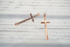 Small Cross Alloy (5 pcs) for jewellery making (ETO00025)