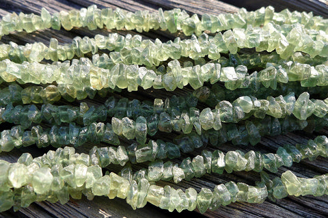 Green Apatite (Natural) small chips beads (ETB00728)