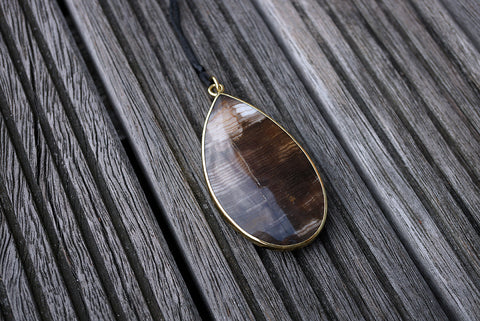 Wood Opalite/ Petrified Wood freeform pendant with brass (ETP00144)