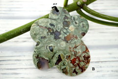 Rainforest Rhyolite flower pendants (ETP00279)