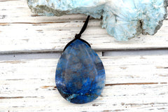 Rare and beautiful Shattuckite freeform pendant (ETP00261)