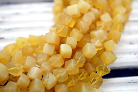 Yellow Opalite 4-5mm cube beads (ETB00656)