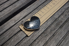 Rare and elegant Mexican Psilomelane heart shape pendant with silver (ETP00230)
