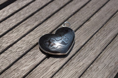 Rare and elegant Mexican Psilomelane heart shape pendant with silver (ETP00230)