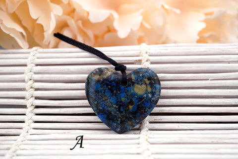 Rare and Natural Azurite heart shape pendants (ETP00317)