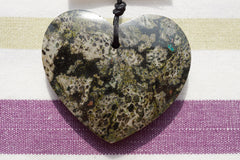 Cuprite Heart shape pendant (ETP00073)