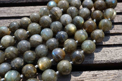 Labradorite (Madagascar) 10.5-12mm round beads (ETB00133)