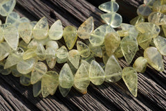 Natural Green Garnet teardrop beads (ETB00175)