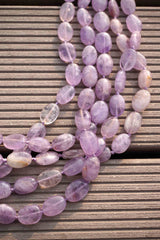 Natural Lavender Amethyst (Madagascar) 9-11mm oval beads (ETB00067)