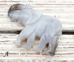 Natural Agate elephant pendant (ETP00264)