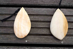 Matte Honey Palm Wood freeform pendant (ETP00129)