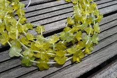 Green Serpentine 13-17mm handmade flower beads (ETB00353)